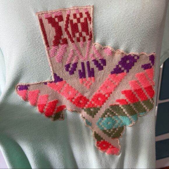 Judith March Mint Green Tunic with Texas Applique - Picture 3 of 8